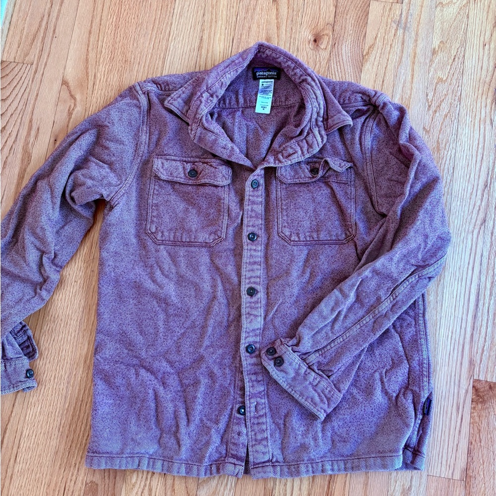 Patagonia Burgundy Button-Up Shirt- men’s medium